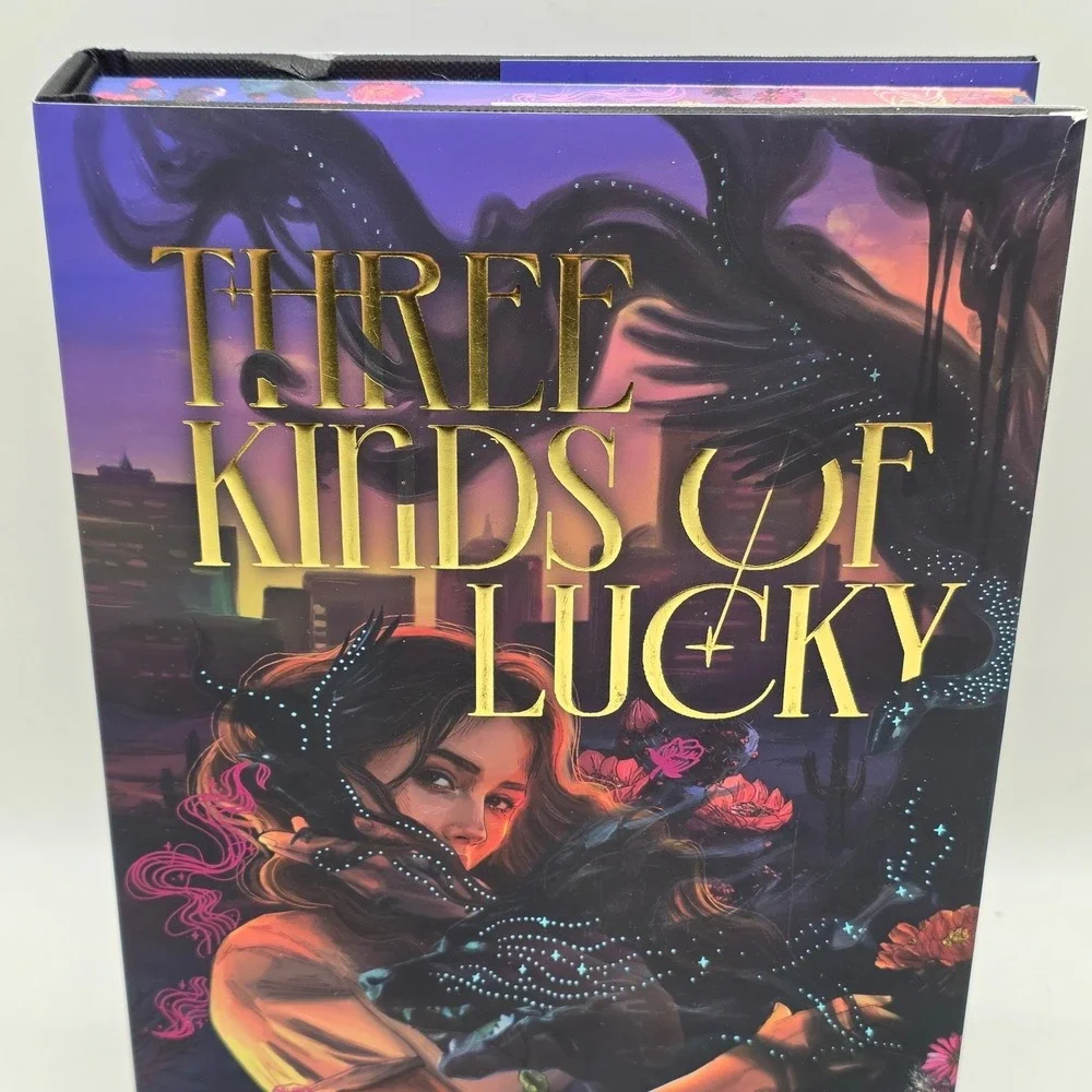 Kim Harrison Three Kinds of Lucky Hardcover Purple‎ Sprayed Edges Fantasy Book